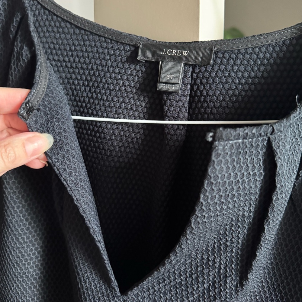 J. Crew Women's Black Honeycomb Cocoon Sleeveless Blouse - Picture 5 of 8